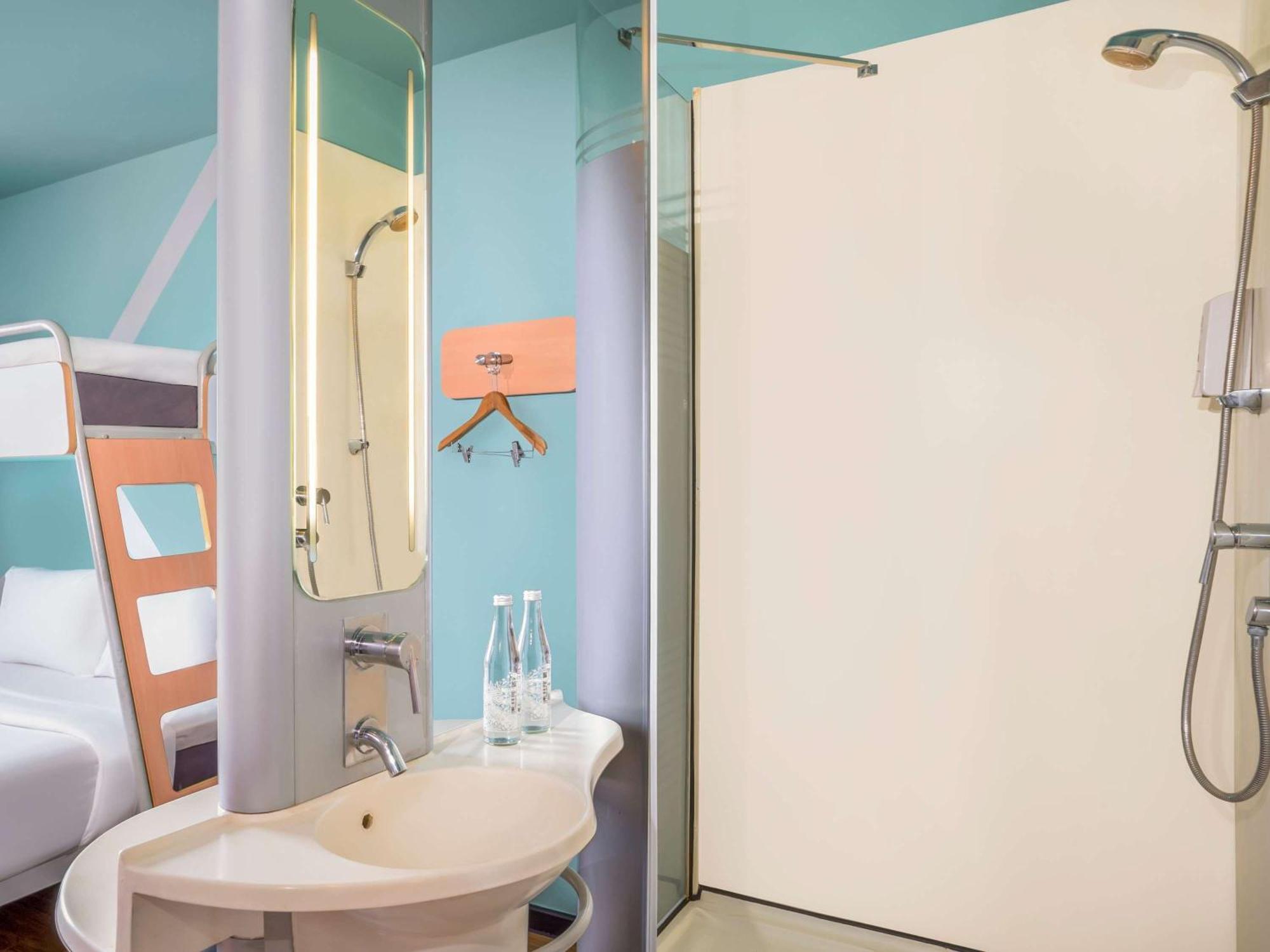 Ibis Budget Jakarta Airport Тангеранг Экстерьер фото
