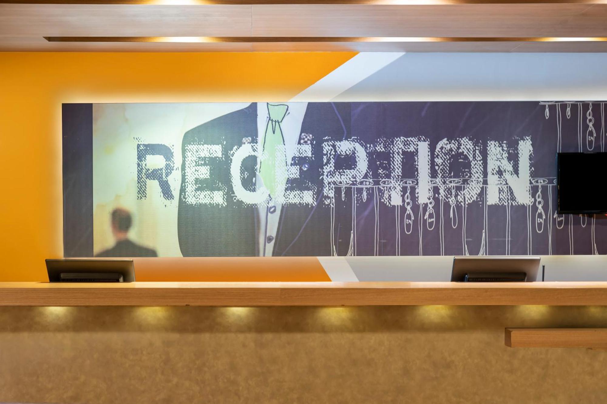 Ibis Budget Jakarta Airport Тангеранг Экстерьер фото